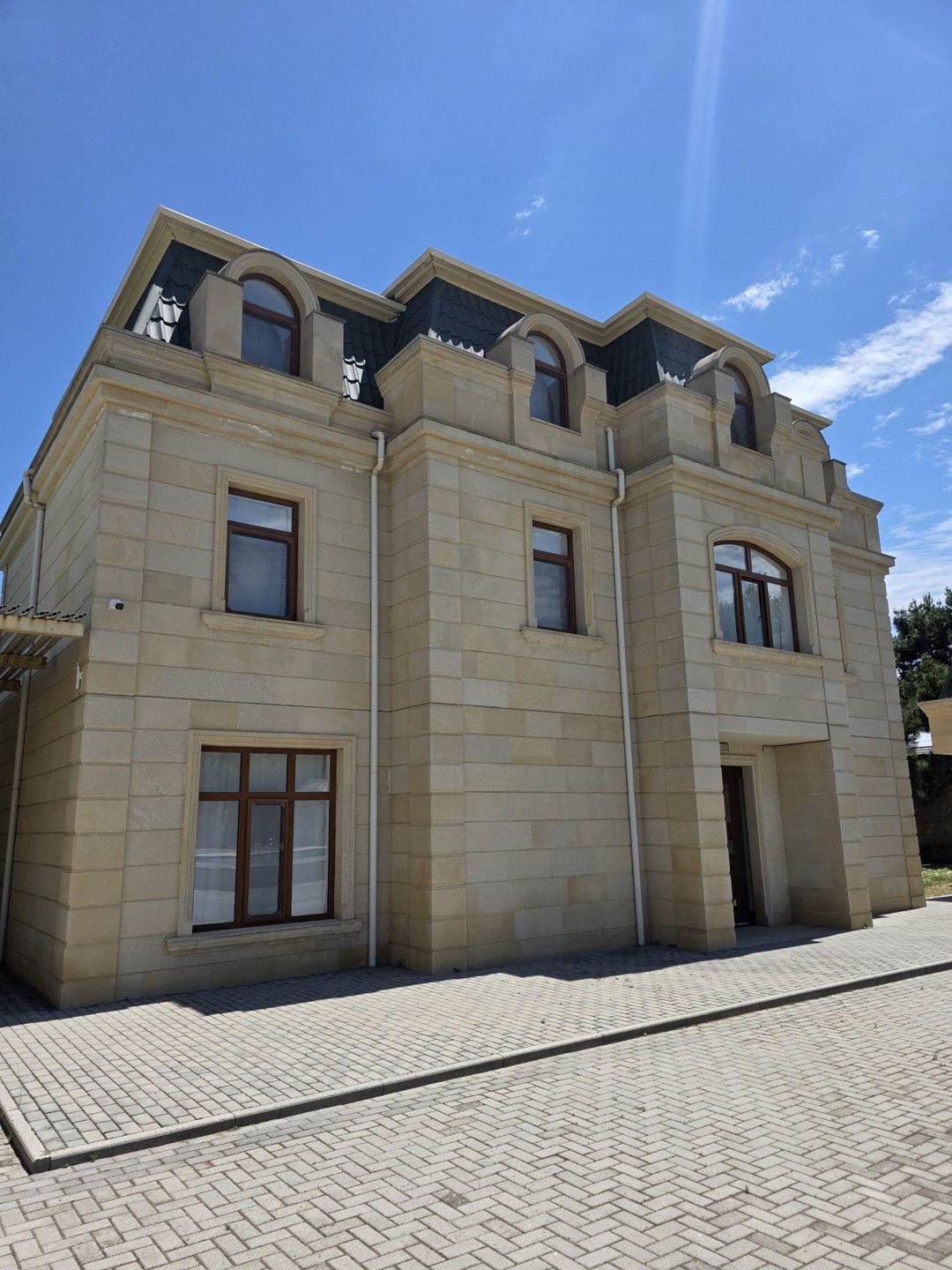 Satılır 10 otaqlı həyət evi/bağ evi 600 m² — Ev, villa, Bakı (5)