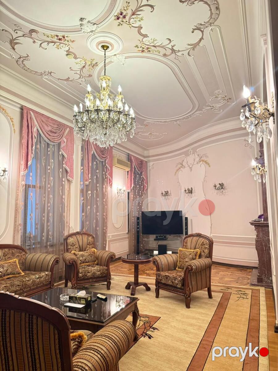 İcarəyə verilir 3 otaqlı köhnə tikili 231 m² — Mənzil, Bakı (7)