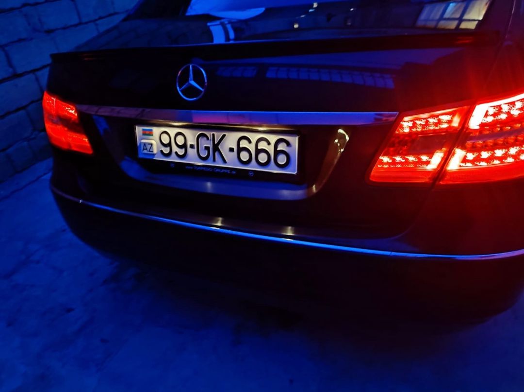 Mercedes E 250, 2009 il — Avtomobillər, Bakı (4)