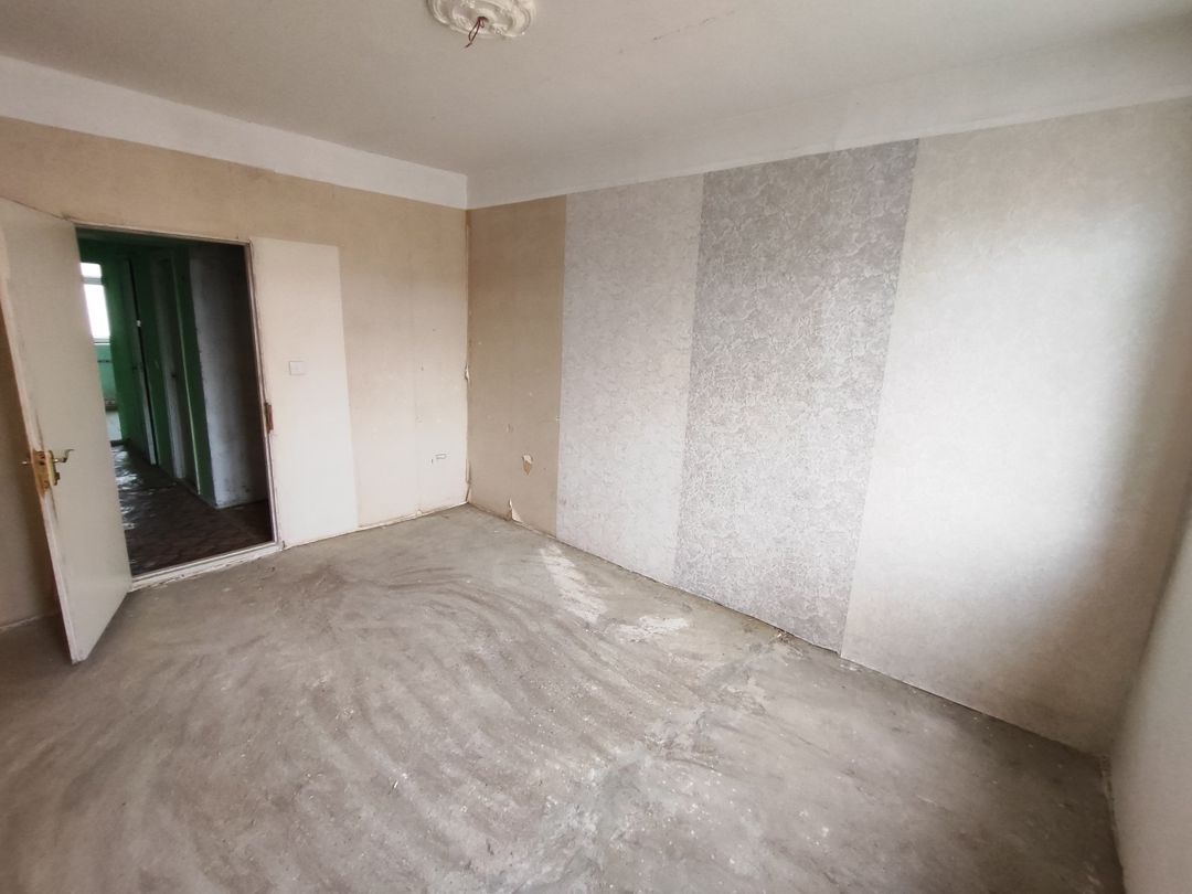 Satılır 4 otaqlı köhnə tikili 81 m² — Mənzil, Bakı (7)