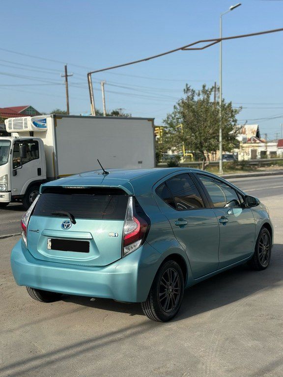 Toyota Prius C, 1.5 L, 0.9 kWh, 2012 il, 225 000 km — Avtomobillər, Bakı (5)