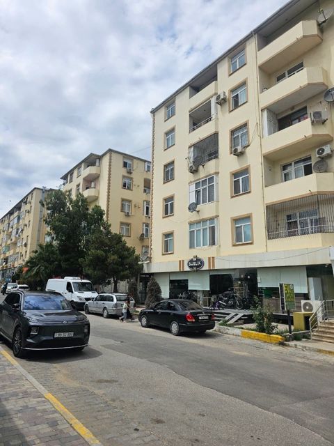 Satılır 3 otaqlı yeni tikili 114 m² — Bakı
