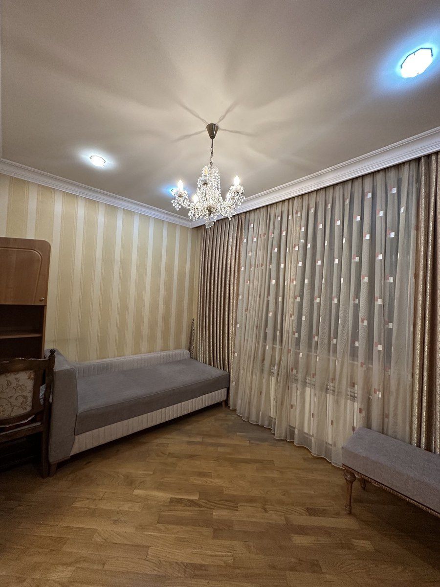 Satılır 3 otaqlı köhnə tikili 73 m² — Mənzil, Bakı (5)