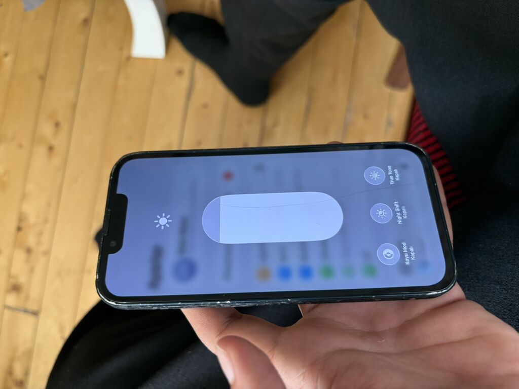 IPhone 13, 128 GB, Qara, Face ID — Apple iPhone, Digah (2)