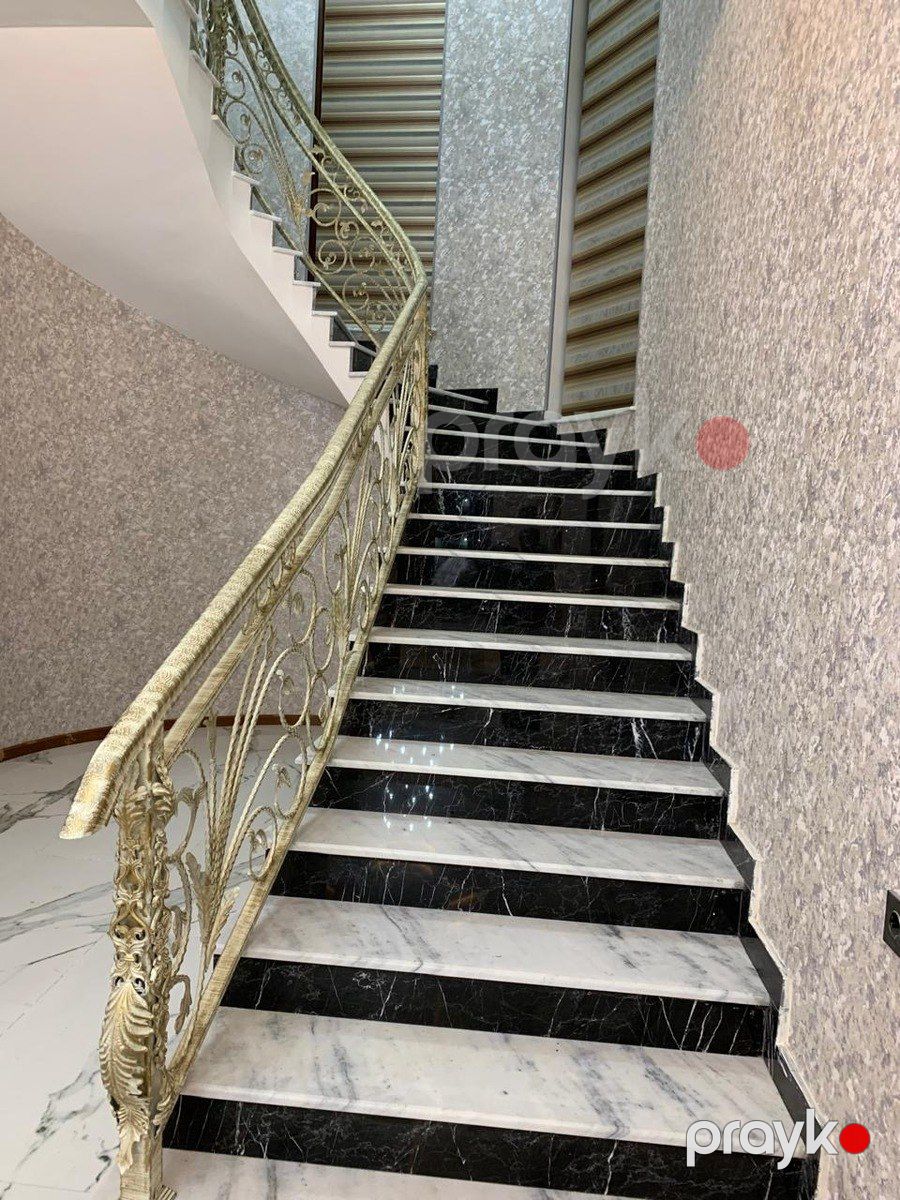 Satılır 6 otaqlı həyət evi/bağ evi 350 m² — Ev, villa, Bakı (9)