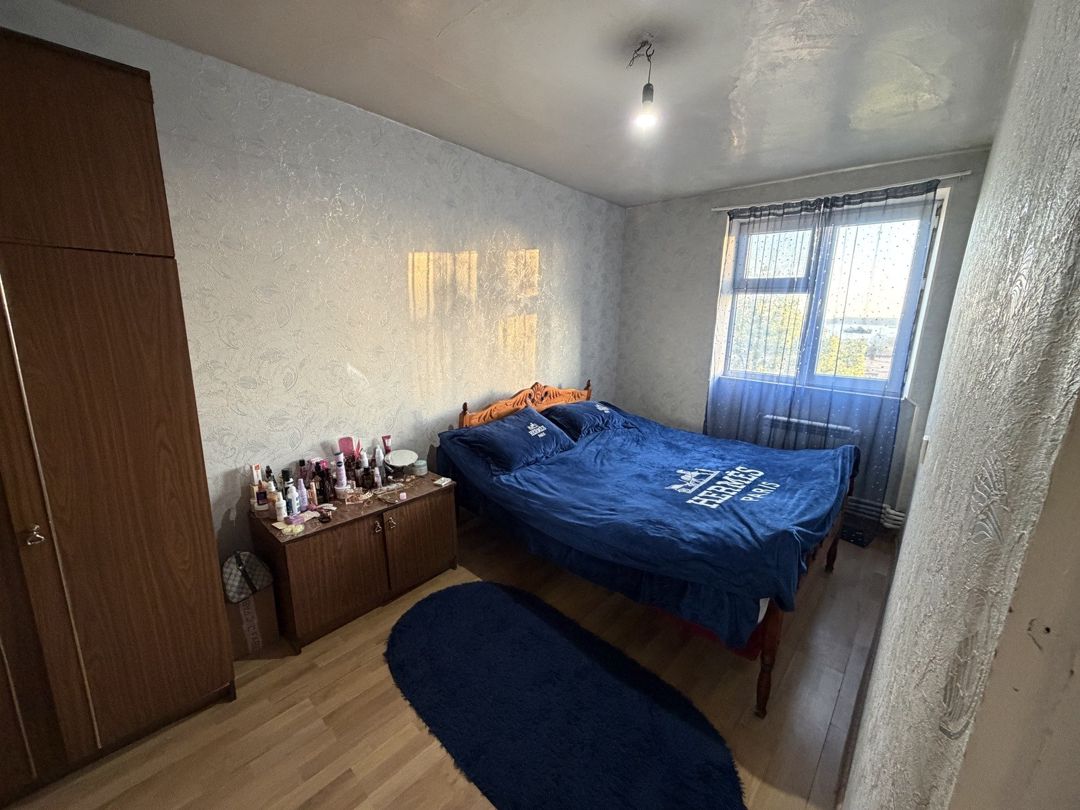 Satılır 2 otaqlı köhnə tikili 57 m² — Mənzil, Bakı (2)