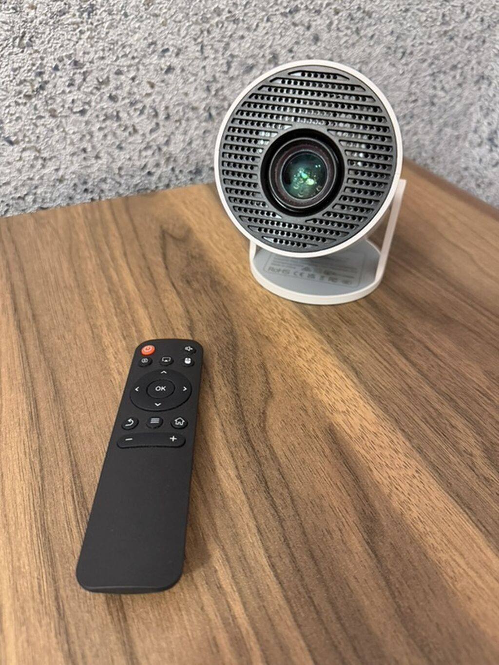 Mactrem HY300 Pro mini proyektor - Kompakt, silindrik gövdəli dizayn — TV və Video, Bakı (4)
