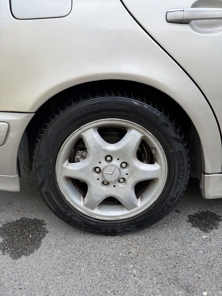 Mercedes E 320 4MATIC, 3.2 L, 1996 il, 300 000 km — Avtomobillər, Bakı (6)
