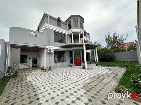 Satılır 6 otaqlı həyət evi/bağ evi 735 m²