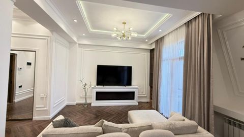 Satılır 2 otaqlı yeni tikili 80 m² — Bakı