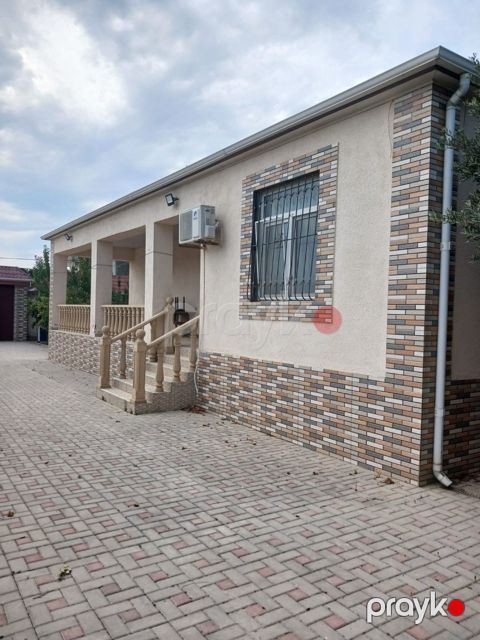 Bağ evi, Qala qəs
