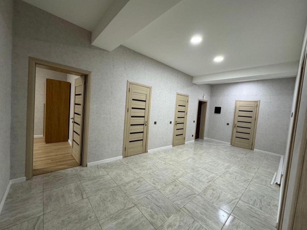 İcarəyə verilir 4 otaqlı yeni tikili 146 m² — Mənzil, Bakı (5)