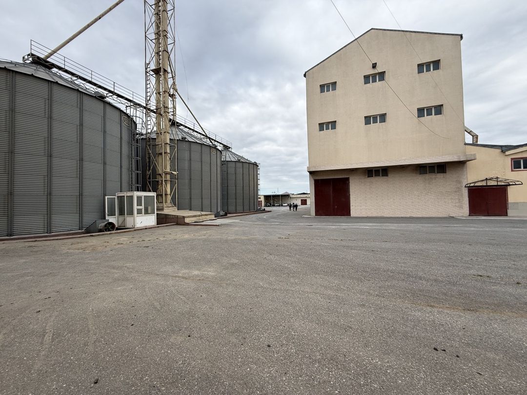 Satılır obyekt 10000 m² — Əmlak, Bakı (12)