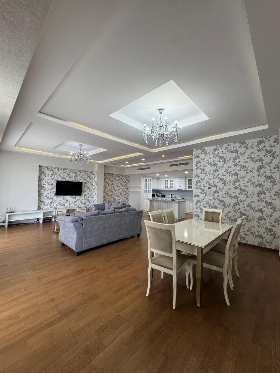İcarəyə verilir 3 otaqlı yeni tikili 170 m² — Mənzil, Bakı (6)