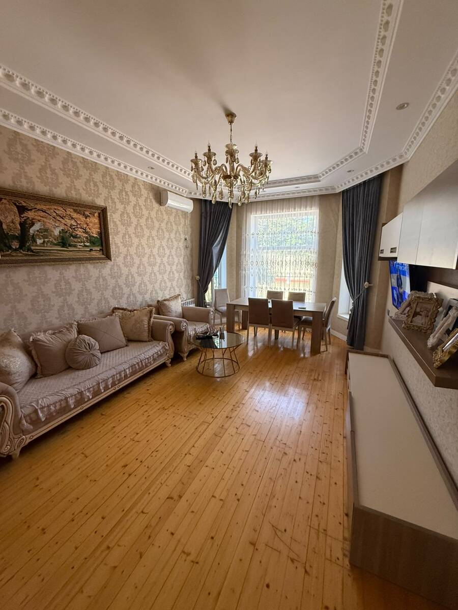 Satılır 6 otaqlı həyət evi/bağ evi 220 m² — Ev, villa, Bakı (2)