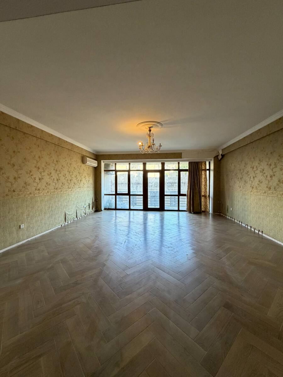 Satılır 4 otaqlı yeni tikili 190 m² — Mənzil, Bakı (2)