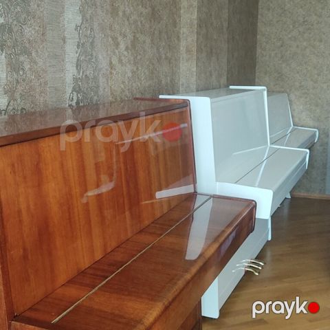 Piano "Belarus" — Bakı