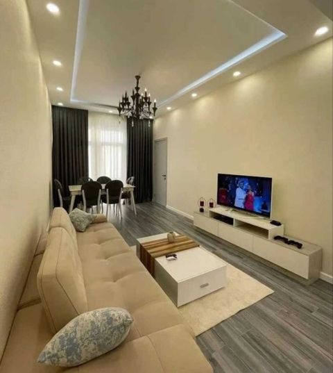 Satılır 2 otaqlı köhnə tikili 57 m² — Bakı