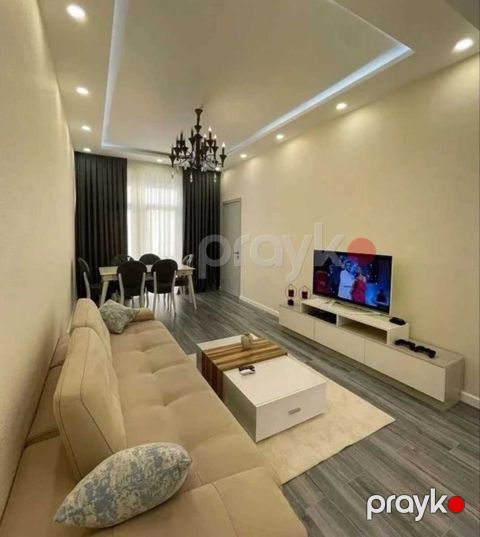 Satılır 2 otaqlı köhnə tikili 57 m²