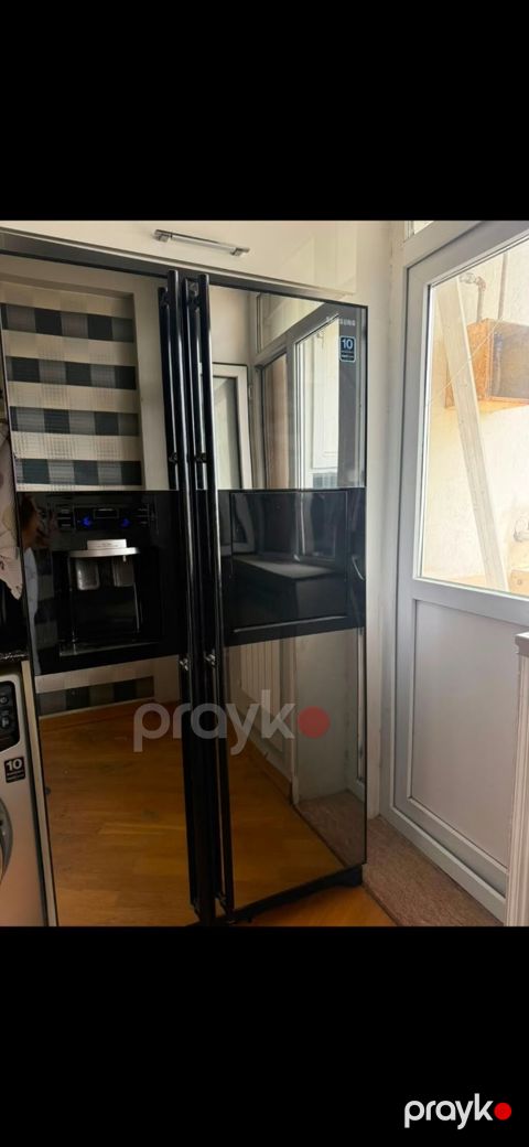 Soyuducu satilir 750 azn. Unvan ceyranbatan Nigaz — Bakı