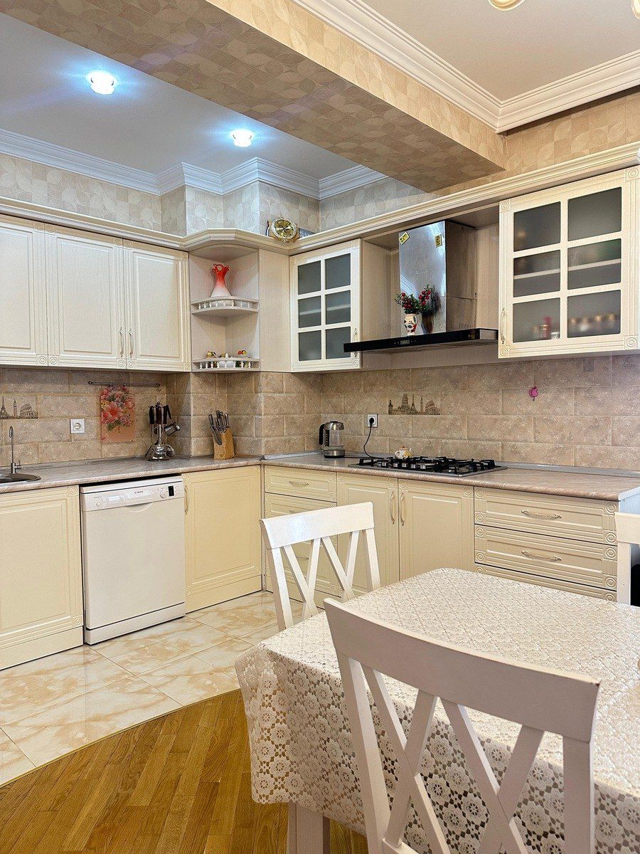 Satılır 3 otaqlı yeni tikili 150 m² — Mənzil, Bakı (11)