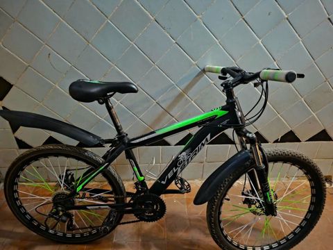 24 düymlük velosiped satılır. Yaxşı vəziyyətdədir, tam işləkdir — Bakı