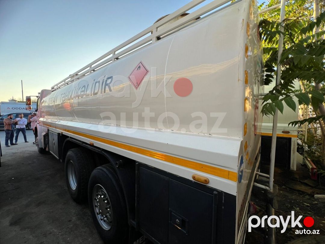 Yanacaqdaşıyan Mercedes Axor 2533 Benzovoz, 2010 77-DA-311 — Yük avtomobilləri və qoşqular, Bakı (6)