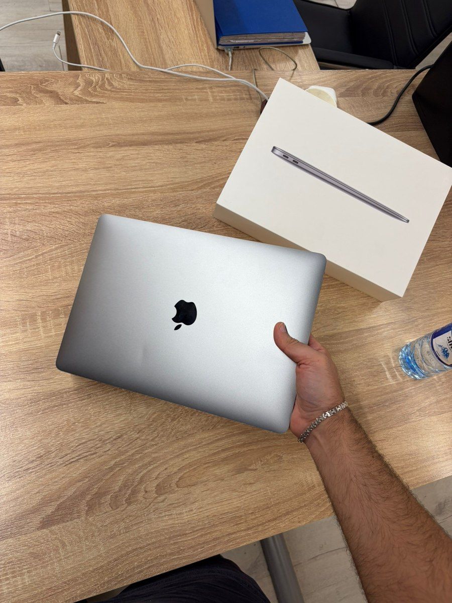 MacBook Air M1 8/256 Space Gray — Noutbuklar, Bakı (6)