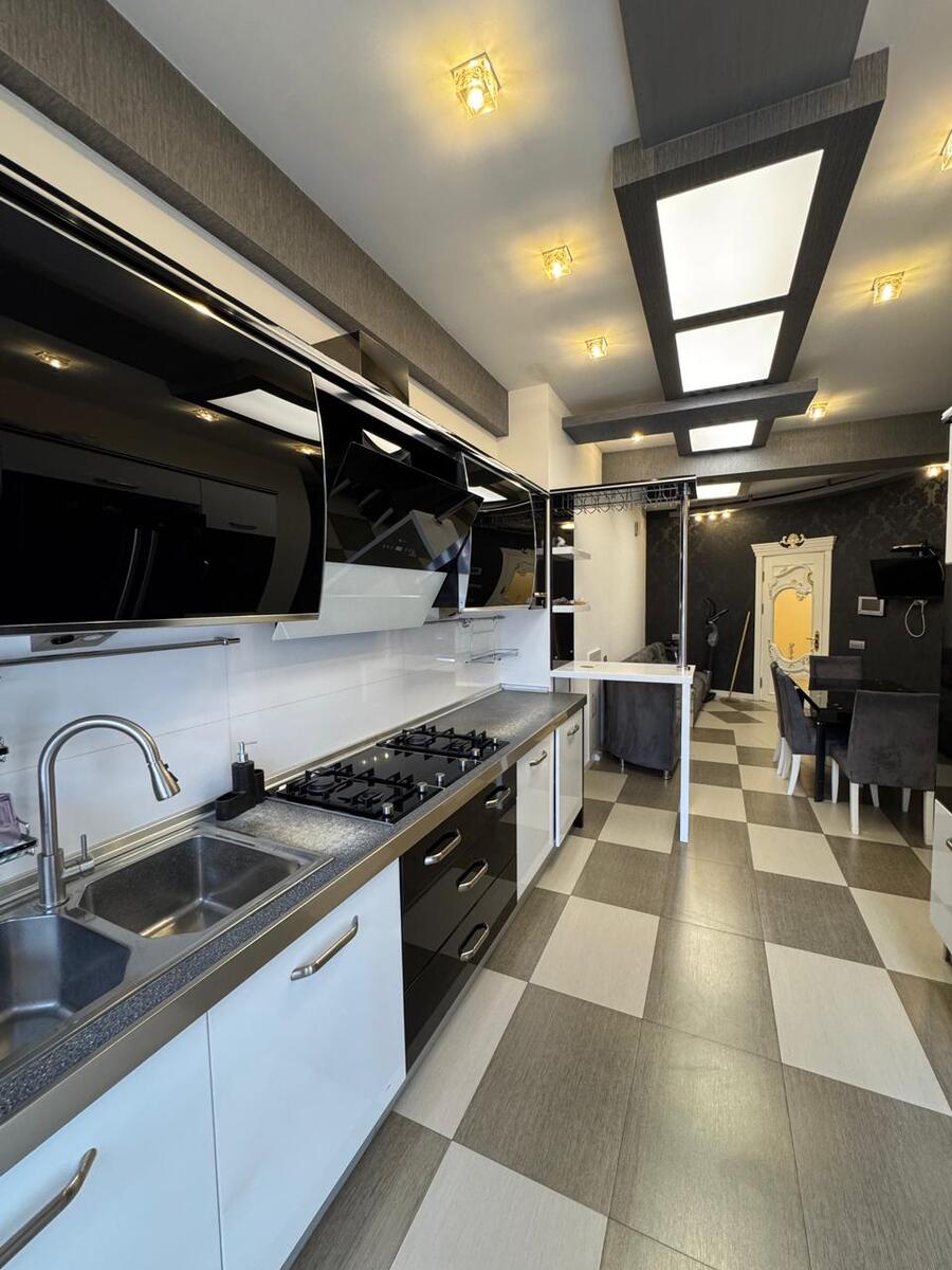Satılır 4 otaqlı yeni tikili 220 m² — Mənzil, Bakı (6)