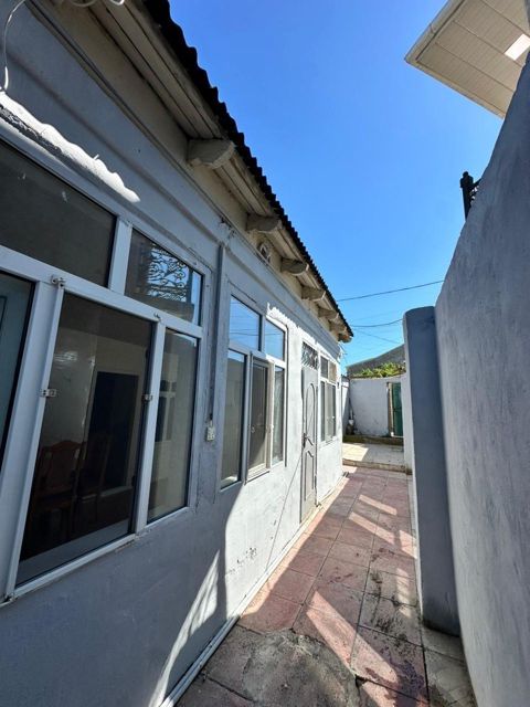Satılır 3 otaqlı həyət evi/bağ evi 100 m² — Bakı