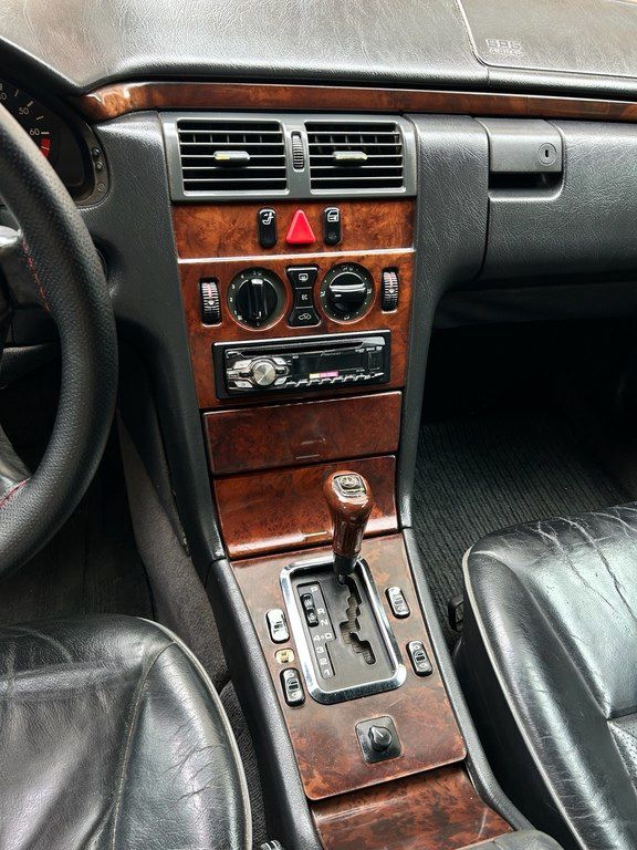 Mercedes E 230, 2.3 L, 1996 il, 387 579 km — Avtomobillər, Bakı (11)