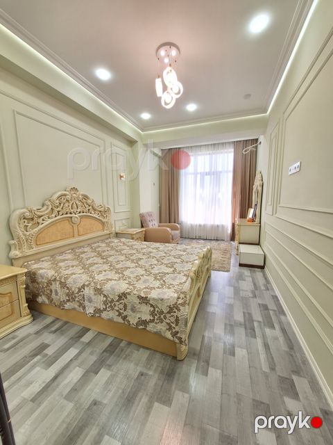 Satılır 3 otaqlı yeni tikili 94 m²