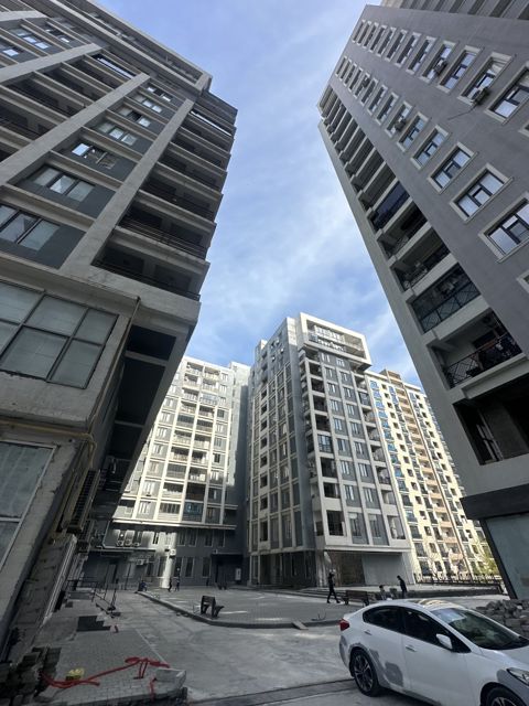 Satılır 3 otaqlı yeni tikili 80 m² — Bakı