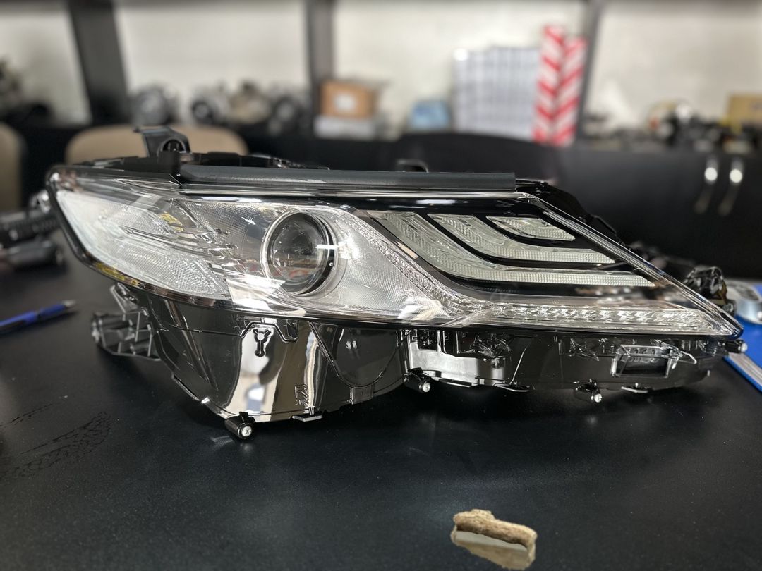 "Toyota Camry 2018 - 2022" fara ön işıq — Ehtiyat hissələri və aksesuarlar, Bakı