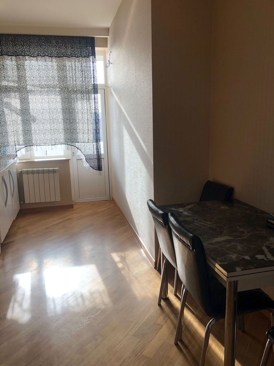 İcarəyə verilir 3 otaqlı yeni tikili 130 m² — Mənzil, Bakı (8)