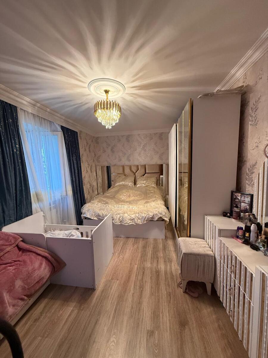 Satılır 4 otaqlı köhnə tikili 115 m² — Mənzil, Bakı (3)