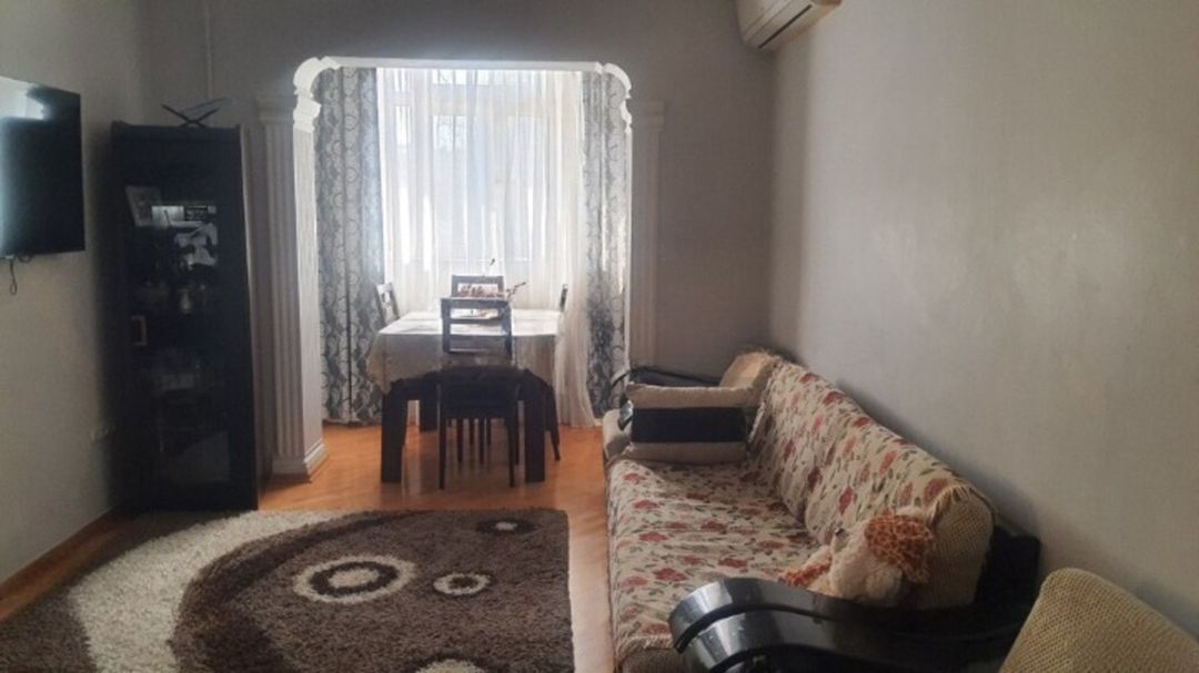 Satılır 4 otaqlı köhnə tikili 115 m² — Mənzil, Bakı (2)