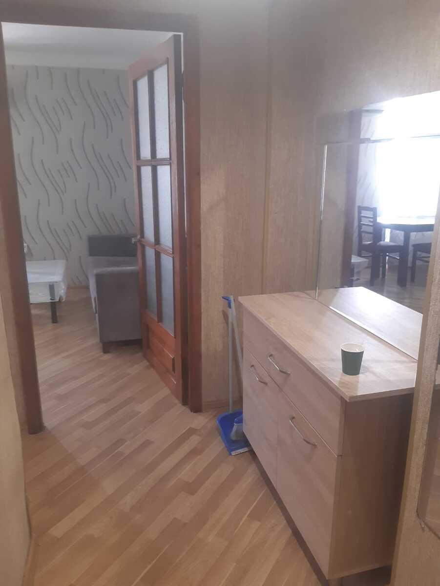 İcarəyə verilir 2 otaqlı köhnə tikili 70 m² — Mənzil, Bakı (2)
