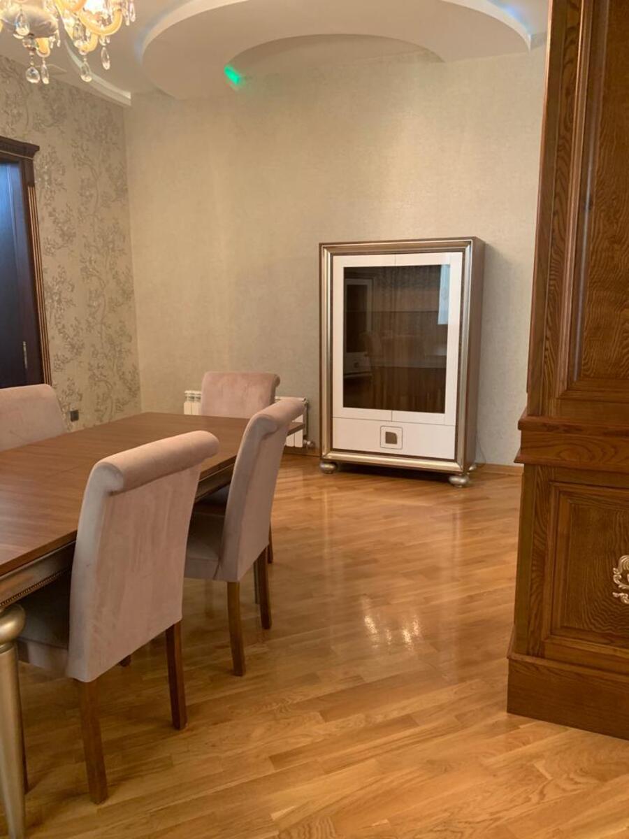 İcarəyə verilir 7 otaqlı həyət evi/bağ evi 300 m² — Ev, villa, Bakı (4)