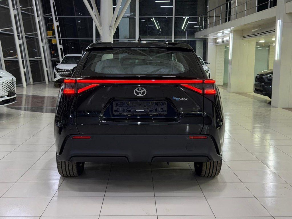 Toyota bZ4X, 71.4 kWh, 2023 il, yeni — Avtomobillər, Bakı (5)