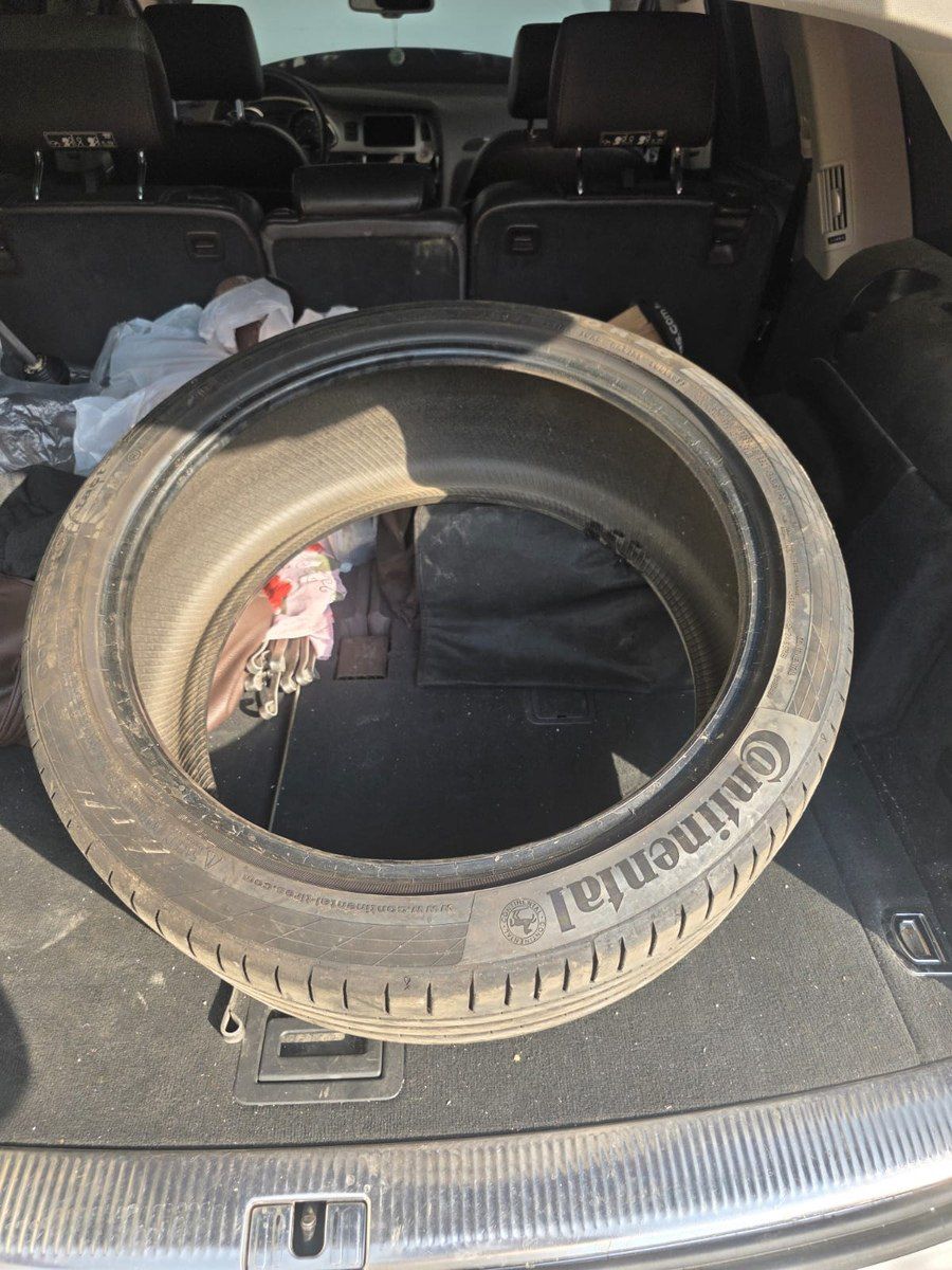 Continental şinləri 245/40 R20 — Ehtiyat hissələri və aksesuarlar, Bakı (3)