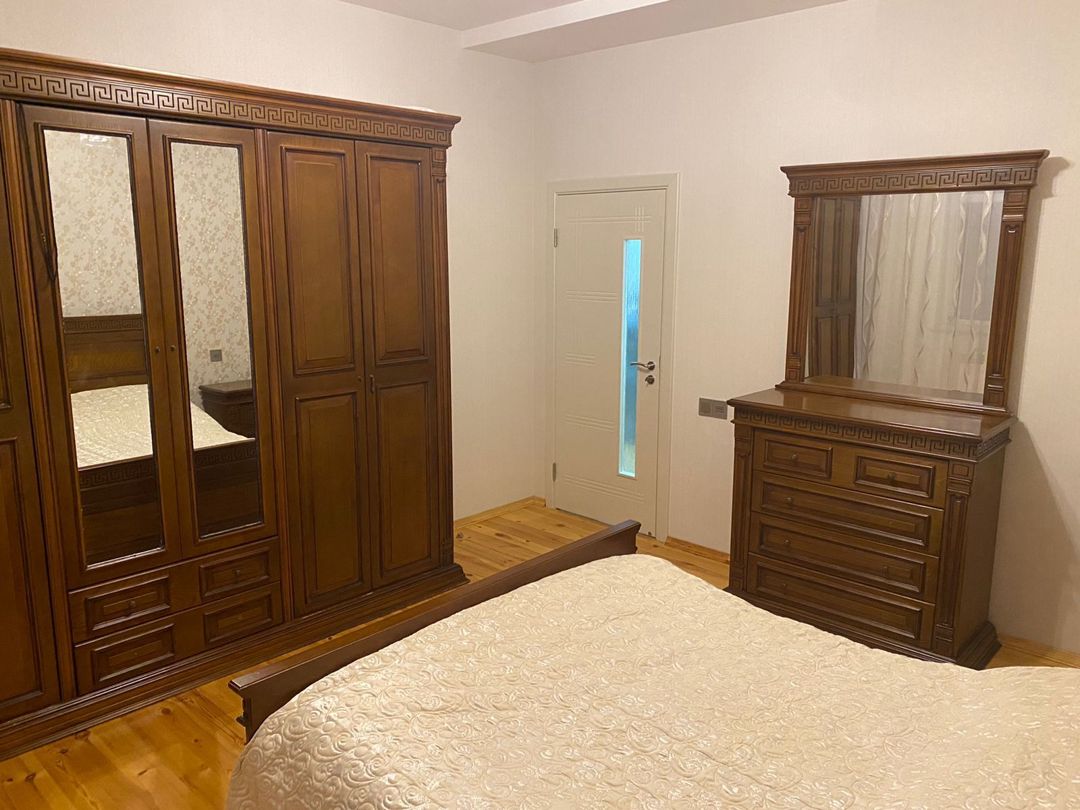 Satılır 6 otaqlı həyət evi/bağ evi 260 m² — Ev, villa, Bakı (6)