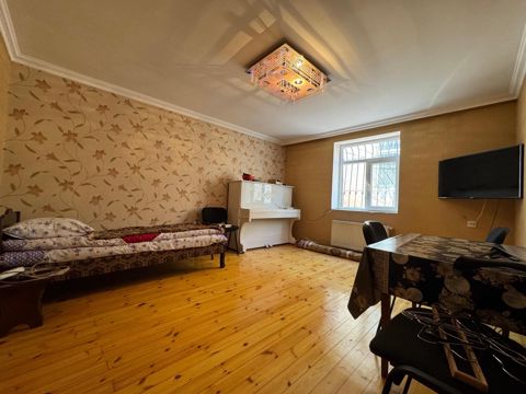 Satılır 4 otaqlı həyət evi/bağ evi 155 m² — Bakı