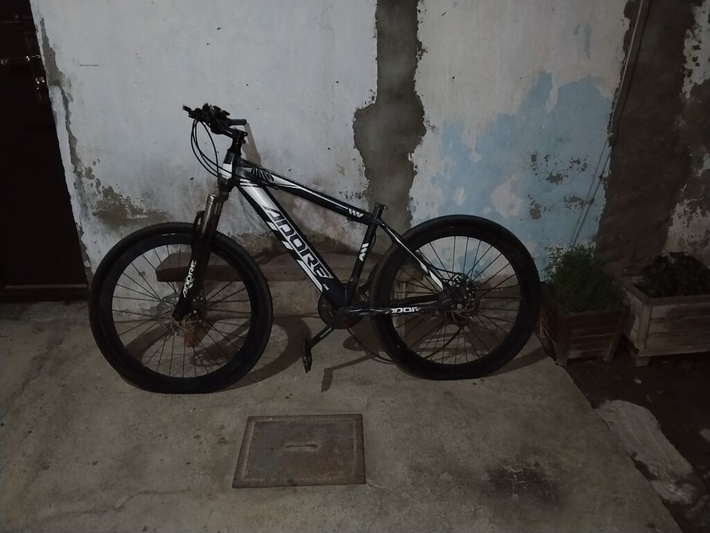 Dağ velosipedi – hardtail, disk əyləcləri, amortizatorlu ön villa — Dağ velosipedləri, Bakı (2)