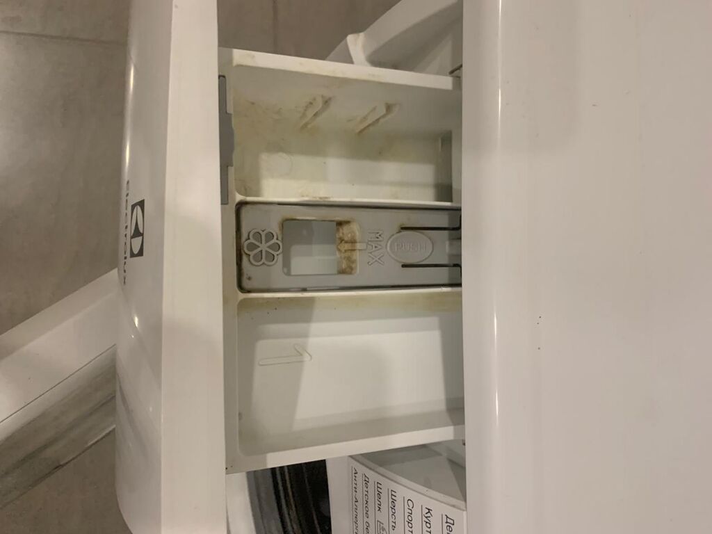 Electrolux PerfectCare 600 önyükləməli paltaryuyan maşın - Yük — Çamaşır maşınları, Bakı (5)
