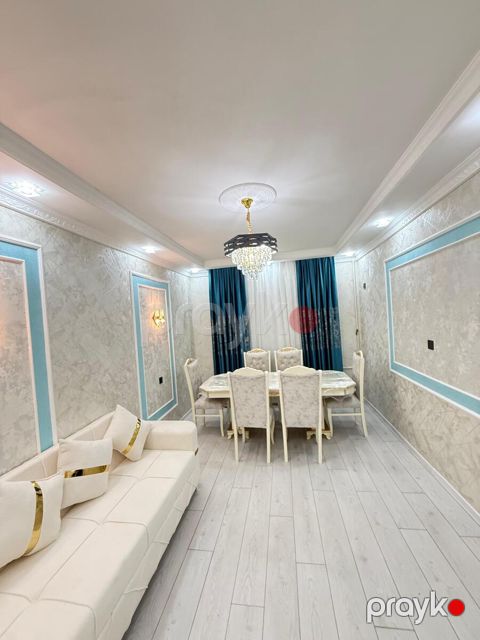 Satılır 2 otaqlı köhnə tikili 63 m²