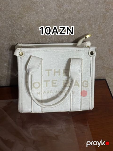 Ağ rəngli “The Tote Bag – Marc Jacobs” üslubunda əl/çiyin çantası — Masazır