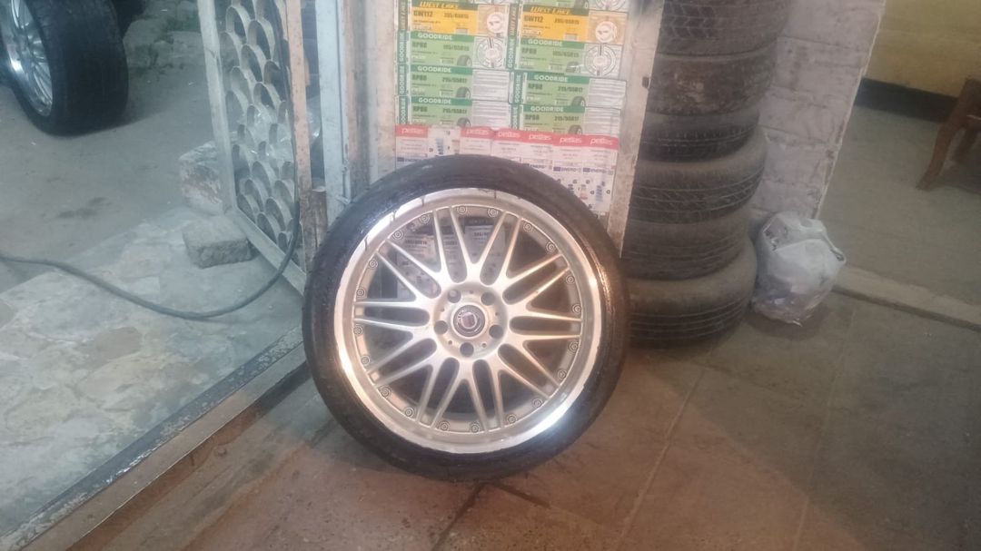 BMW E38, F10 təkərləri 305/30 R20, 265/35 R20 — Ehtiyat hissələri və aksesuarlar, Bakı (3)