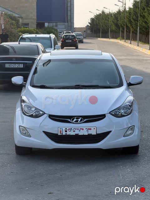 Hyundai Elantra, 1.8 L, 2013 il, 227 096 km