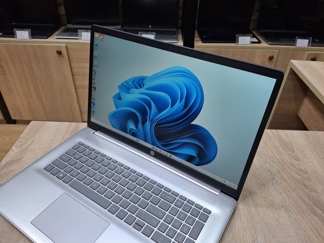 Noutbuk HP 470 G10 i7 1335U Mx550 2gb 17.3 Ekran — Noutbuklar, Bakı (7)